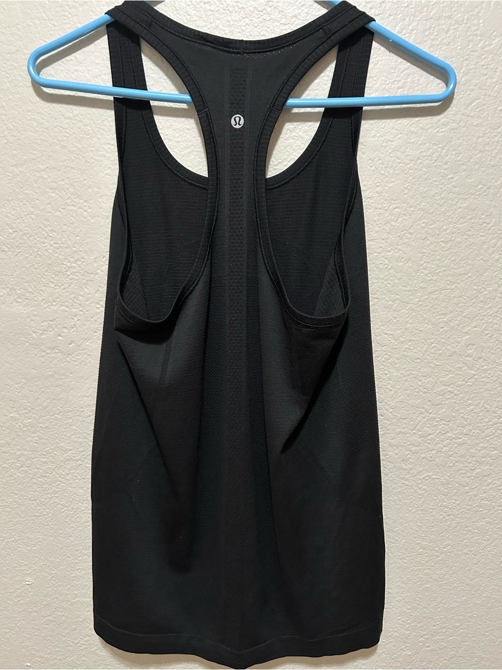Lululemon Swiftly Tech Racerback Tank Black Size 8 Seamless Running - Picture 2 of 5